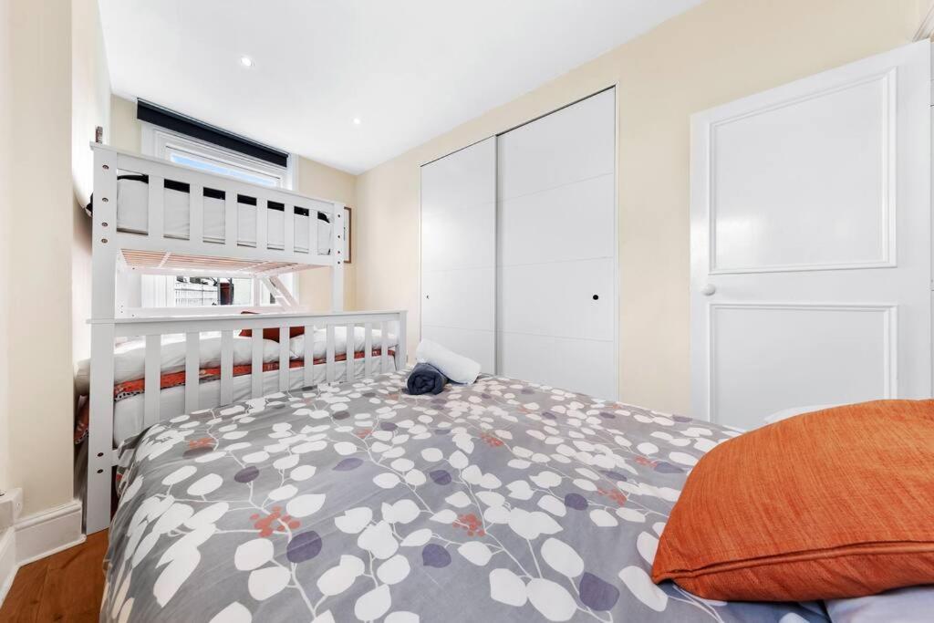 Spacious Sleep 11 With Terrace In Earls Court Ec99 伦敦 外观 照片
