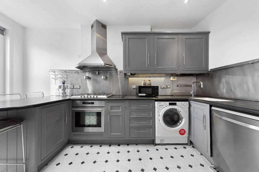 Spacious Sleep 11 With Terrace In Earls Court Ec99 伦敦 外观 照片