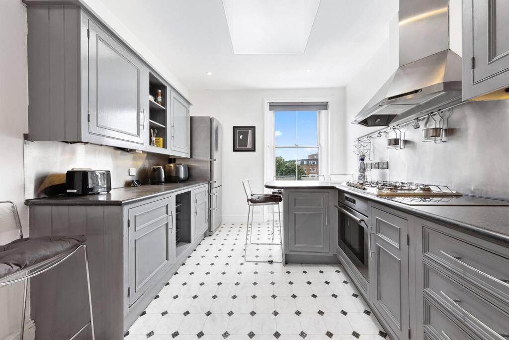 Spacious Sleep 11 With Terrace In Earls Court Ec99 伦敦 外观 照片