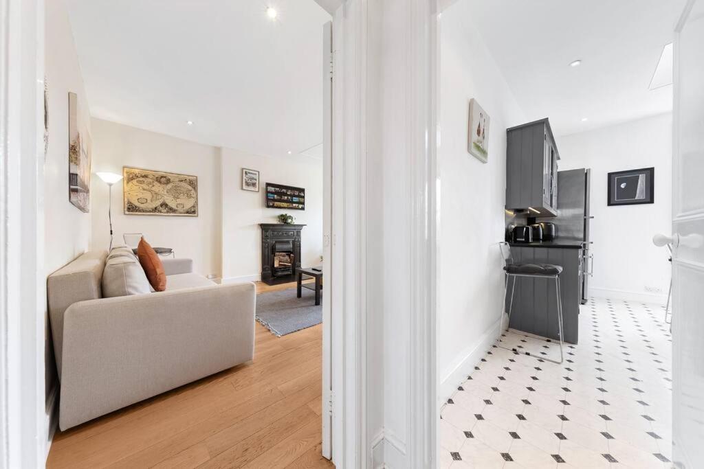 Spacious Sleep 11 With Terrace In Earls Court Ec99 伦敦 外观 照片
