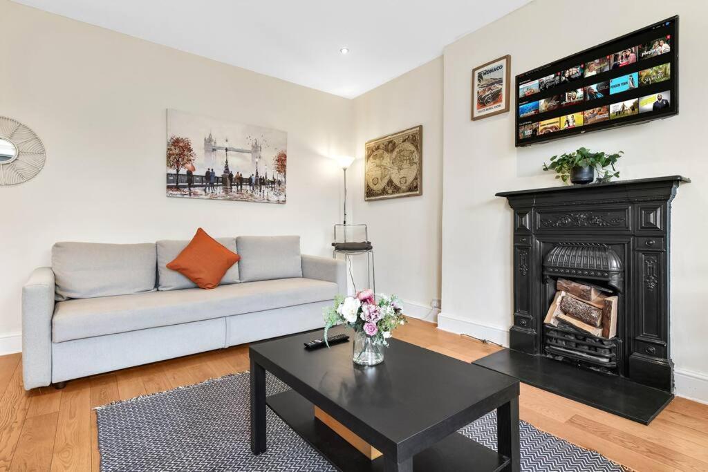 Spacious Sleep 11 With Terrace In Earls Court Ec99 伦敦 外观 照片