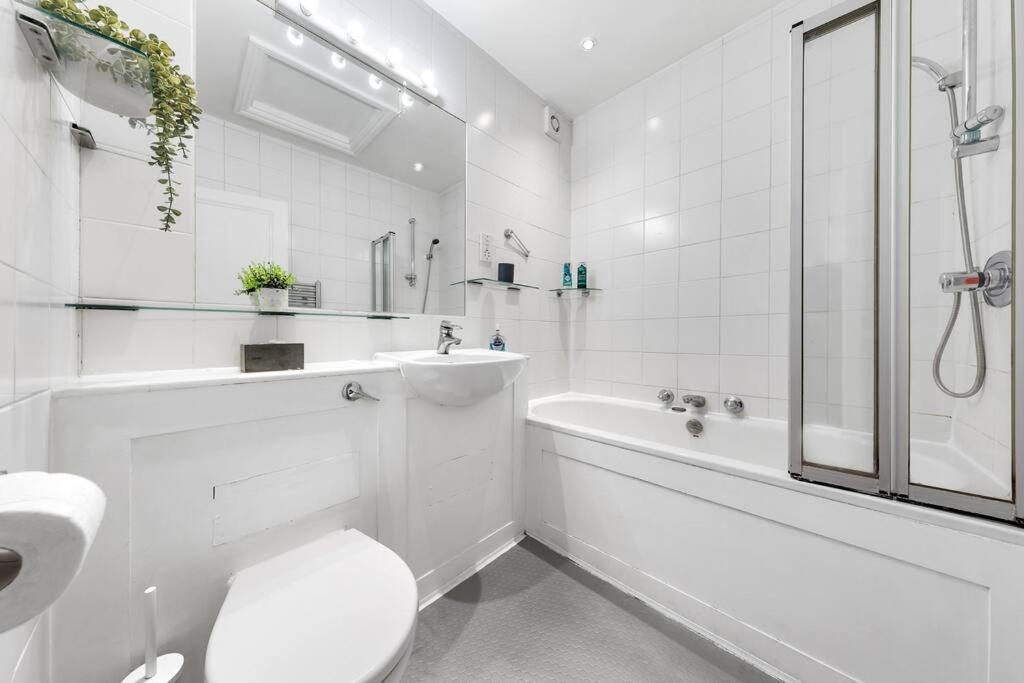 Spacious Sleep 11 With Terrace In Earls Court Ec99 伦敦 外观 照片